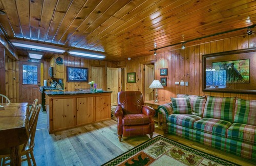 North Wawona Cabin | Bear Foot Pines