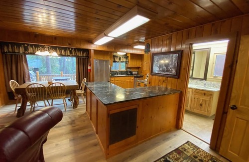 North Wawona Cabin | Bear Foot Pines