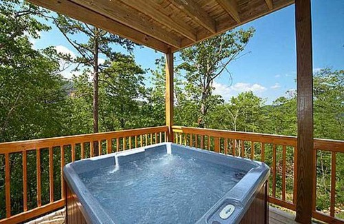 Little Creek Falls House | Bear Haven Cabin