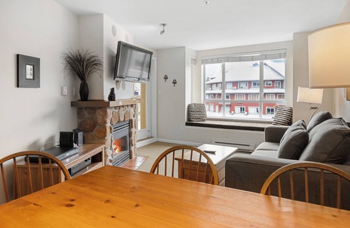 Whistler Village Condo | Bear Lodge One Bedroom by MVA