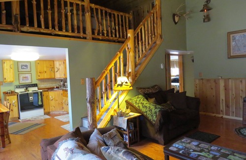 Sextonville Cabin | Bear Valley Outdoor Inn is an 'Oasis for Wildlife.'