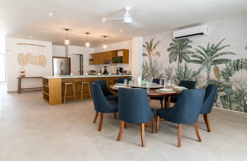 Villa Juarez House | Beatiful 4 BR Home, w/Private Pool & Nearby Beach