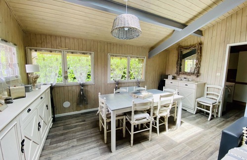 Biscarrosse Villa | Beau Chalet atypique dans secteur calme du bourg (013)