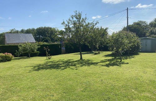 Saint-Maurice-en-Cotentin House | Beautiful villa for 6 guests with WIFI, TV, terrace, pets allowed and parking