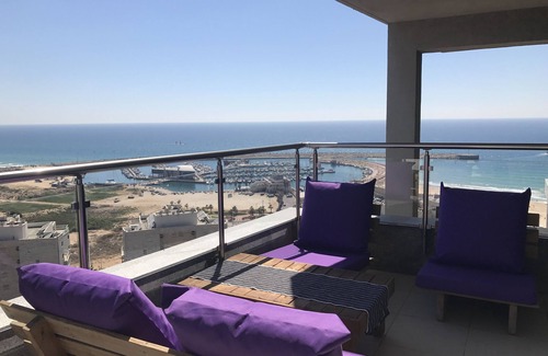 Ashdod Apartment | Beau mini-Penthouse à la Marina d'Ashdod: REF/CHRISTELLE. Vue mer panoramique