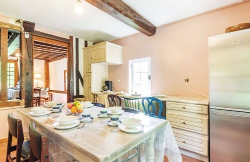 Saint-Georges-du-Mesnil Villa | Beautiful private villa for 10 people with WIFI, TV and pets allowed