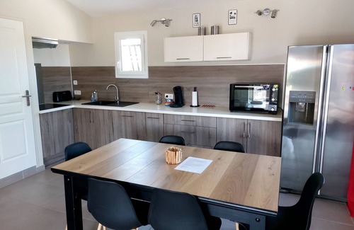 Saint-Quentin-la-Poterie House | Beautiful villa near Uzes