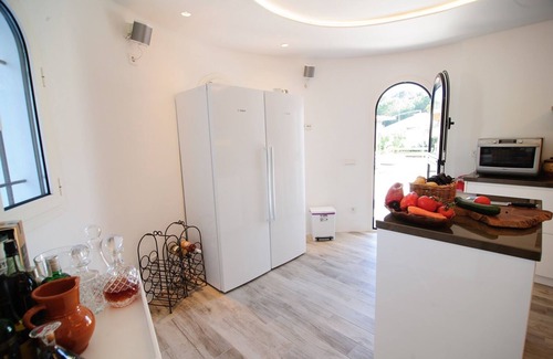 San Antonio Bay Villa | Beautiful spacious modern villa with a large private saltwater swimming pool