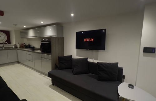 Royal Tunbridge Wells Apartment | Beautiful BoutiqueApartment in the heart of Tunbridge Wells Town Centre.