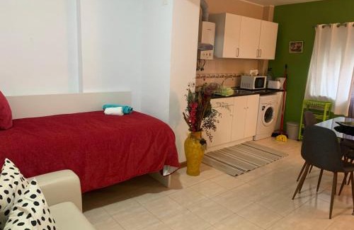 Aldeia de Paio Pires Apartment | Beautiful 1-Bed Apartment in Aldeia de Paio Pires
