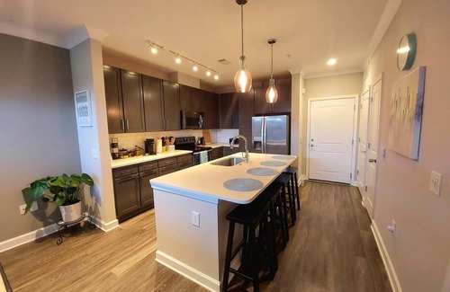 North Decatur Apartment | Beautiful 1 bedroom/1 bath Entire Apartment!