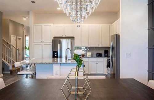 Sunridge Woods Villa | Beautiful 12 bedrooms house, game room, private pool, special decoration