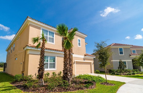 Sunridge Woods Villa | Beautiful 12 bedrooms house, game room, private pool, special decoration