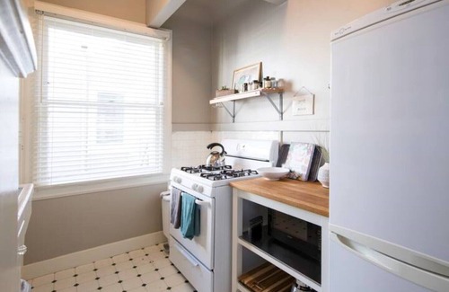 Nob Hill House | Beautiful 1926 San Francisco 1 Bedroom Apartment