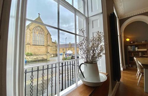 Aberystwyth Apartment | Beautiful 2 bed apartment in heart of Aberystwyth