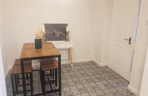 Bolton House | Beautiful 2-Bed House in Bolton with free parking