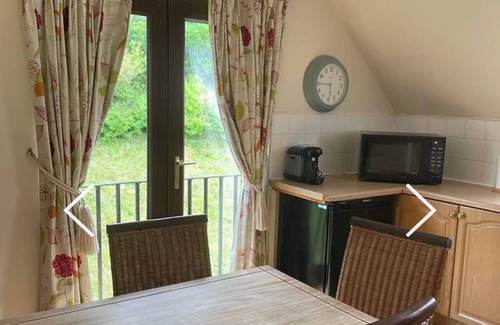 Dalmally Cabin | Beautiful 2 bed lodge with hot tub & sauna