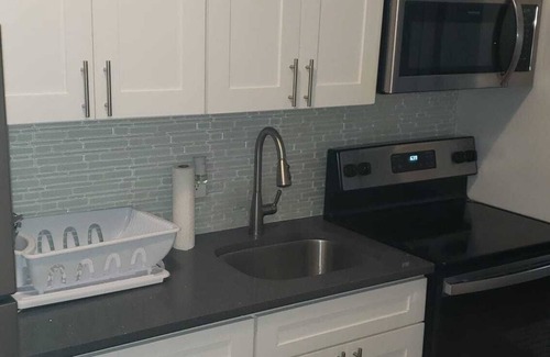 South Side Apartment | Beautiful 2 bedroom apartment in the heart of Mount Vernon