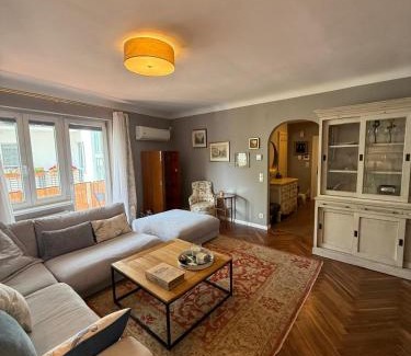 Alsergrund Apartment | Beautiful 2 bedroom apartment in centre Vienna