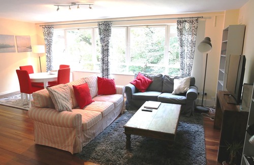 Crystal Palace Apartment | Beautiful 2 Bedroom Private Apartment