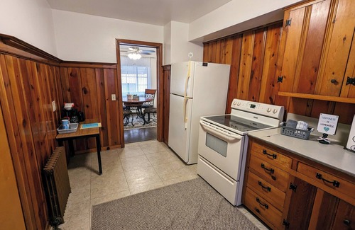 Ottawa House | Beautiful 2Bd, 1 Bt house - close to Promedica