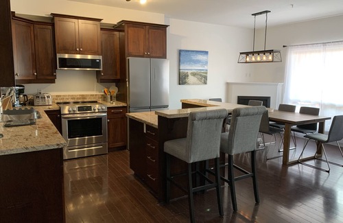 Okanagan-Similkameen Condo | Beautiful 3 Bedroom Condo