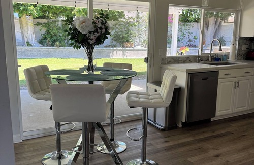 Lake Forest House | Beautiful 3-bedroom home in peaceful Lake Forest. Close to So. Ca. Attractions.n