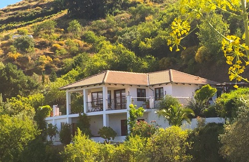 Competa Villa | Beautiful 3 bedroom villa with Private Pool and Stunning views close to Competa.