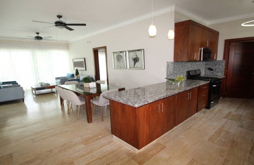 Playa Chiquita Villa | Beautiful 3 Bedroom Villa with Private Pool Featured on HGTV Caribbean life
