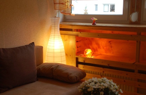 Im Geiger Apartment | Beautiful 3-room apartment with fireplace oven near city, stylish