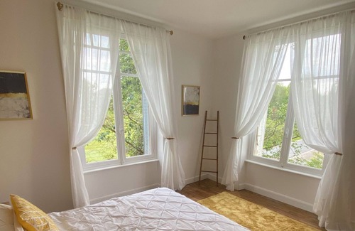 Montgibaud House | Beautiful 4 bed Manor House in stunning location sleeps 8