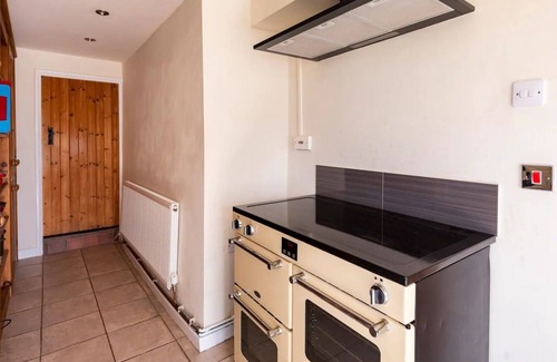 Leeswood Other | Beautiful 4 bedroom 19th Century Farmhouse