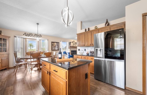 Greenwich House | Beautiful 4 Bedroom 3 bath home in nice Eastside neighborhood and LOTS of extras