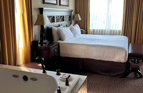 Gatlinburg Resort | Beautiful 4 bedroom resort in the Tennessee Smoky Mountains