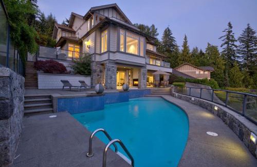 West Vancouver House | Beautiful 5 bedroom West Vancouver Mansion