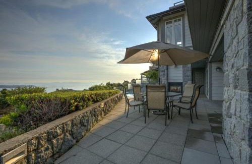 West Vancouver House | Beautiful 5 bedroom West Vancouver Mansion