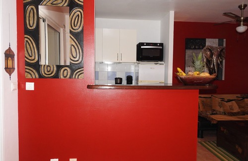 Pointe de la verdure Apartment | Beautiful 56m2 apartment, 150m from the beach, GOSIER (Pointe Verdure). WIRELESS. Car park
