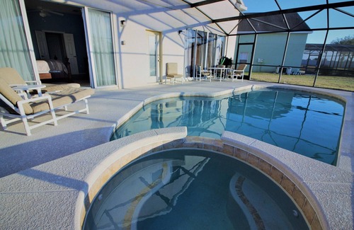 Marbella House | Beautiful 5BR 3.5 bath pool home