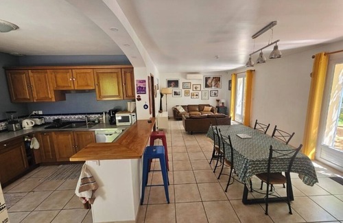 Peypin House | Beautiful air-conditioned Provencal house with swimming pool