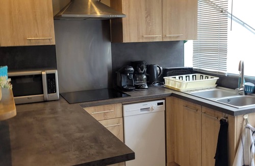 Vogue House | Beautiful air-conditioned 3-star gîte in the heart of Vogüé Village