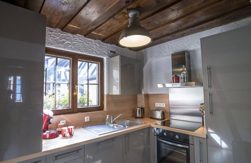 Ribeauville Apartment | Beautiful Alsatian gîte, Les Marchands in the center of Ribeauvillé in Alsace