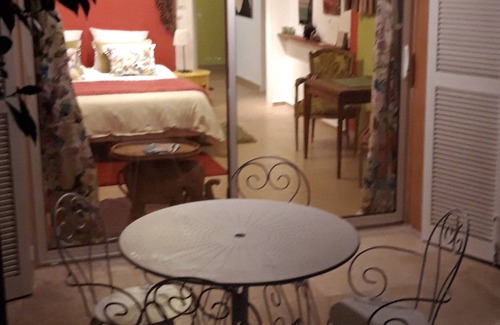 Le Brulat House | Beautiful and comfortable Suite on the ground floor in property, pool and spa