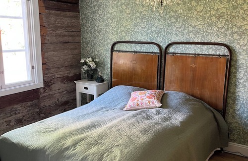 Osthammar Cabin | Beautiful and cozy cultural-historical house in central Östhammar.