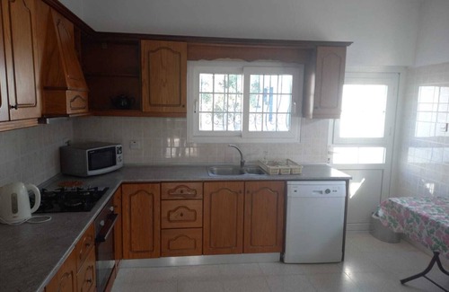 Kyrenia District Villa | Beautiful and large 3-Bed Villa in Lapta, Cyprus