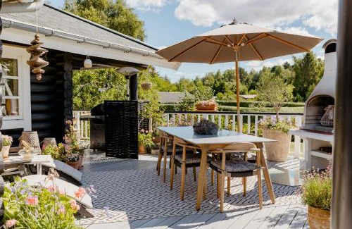 Melby House | Beautiful And Romantic Cottage With Swimmingpool