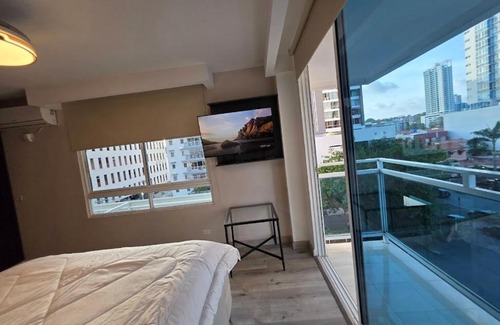 Calidonia Apartment | Beautiful and spacious apartment in Cinta Costera