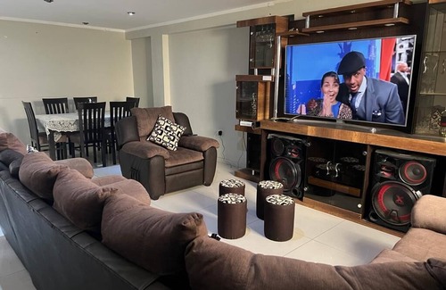 Huancayo Apartment | Beautiful and spacious apartment in downtown Huancayo!