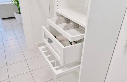 Elberfeld-Mitte Apartment | Beautiful and spacious 4-Room Apartments in City Center