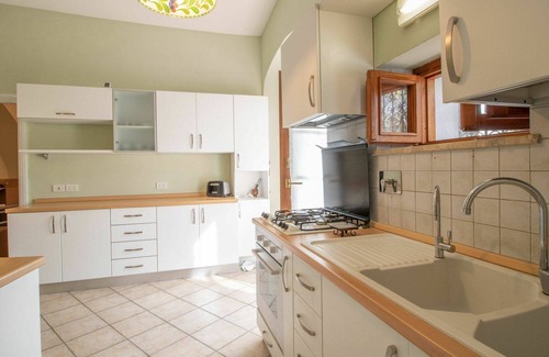 Fabrica di Roma Apartment | Beautiful apartment for 4 guests with WIFI and TV
