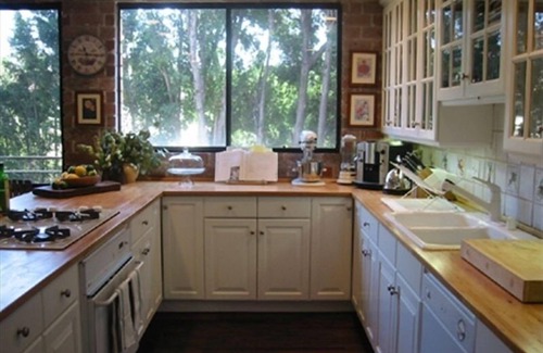 Pacific Palisades Condo | Beautiful apartment by the beach and the mountains